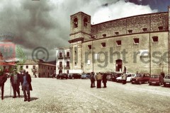 Piazza Umberto I (foto storica), Palazzo Adriano